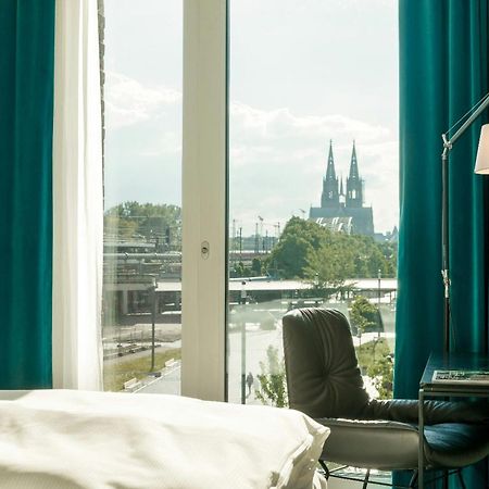 Motel One Koeln-Messe Экстерьер фото